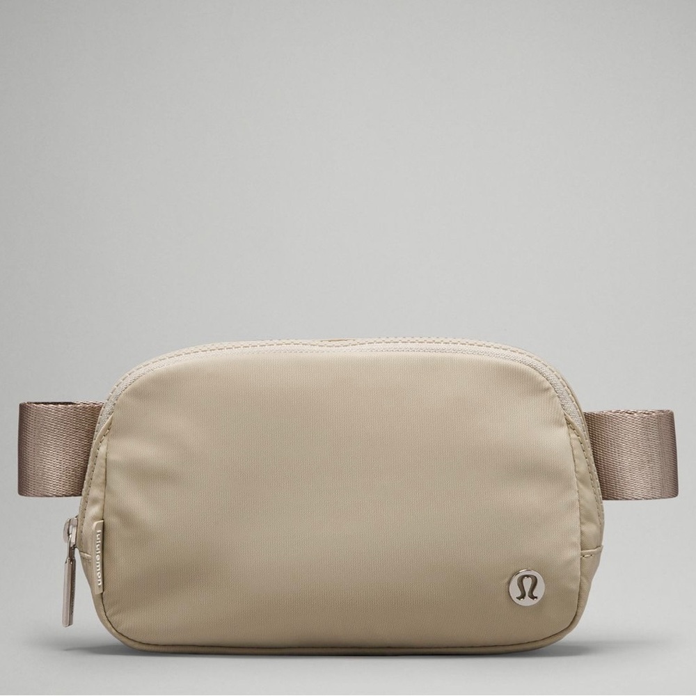 NEW LULULEMON EVERYWHERE BELT BAG RAW LINEN
